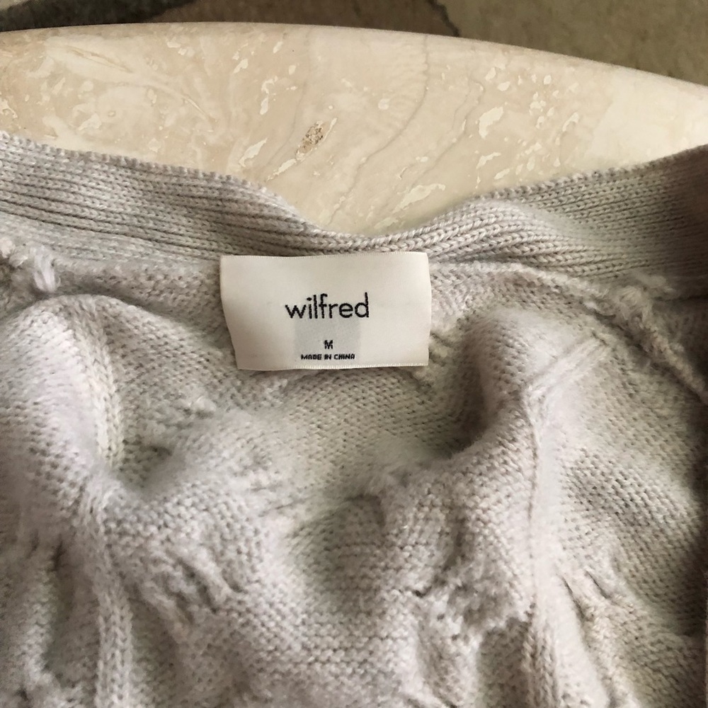 Knit Aritzia Cardigan